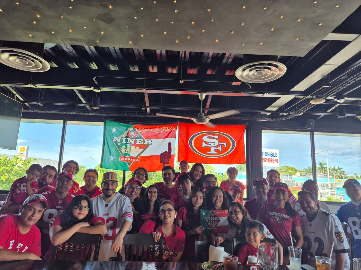 Saludos desde Mérida la Niners Gang Mérida les manda saludos #NFLENTELEVISA