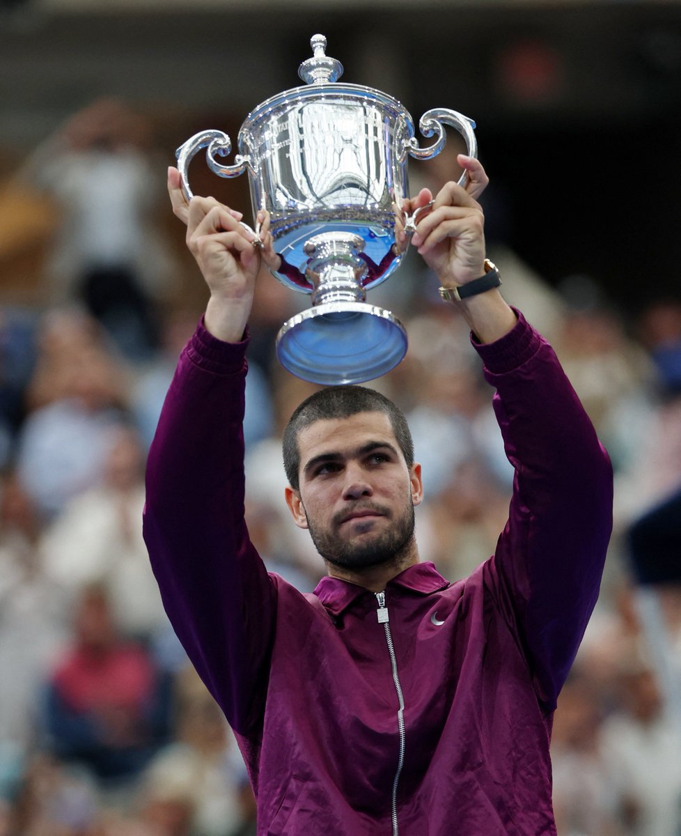 GulfTimes_QATAR's tweet image. Carlos Alcaraz ended the reign of Jannik Sinner with a 6-2 3-6 6-1 6-4 win to claim the US Open title on Sunday and tighten his grip on the era-defining rivalry between the torch-bearers of the men&apos;s game. #alcarez #alcarazsinner #USOpenFinal 
gulf-times.com/article/710244…