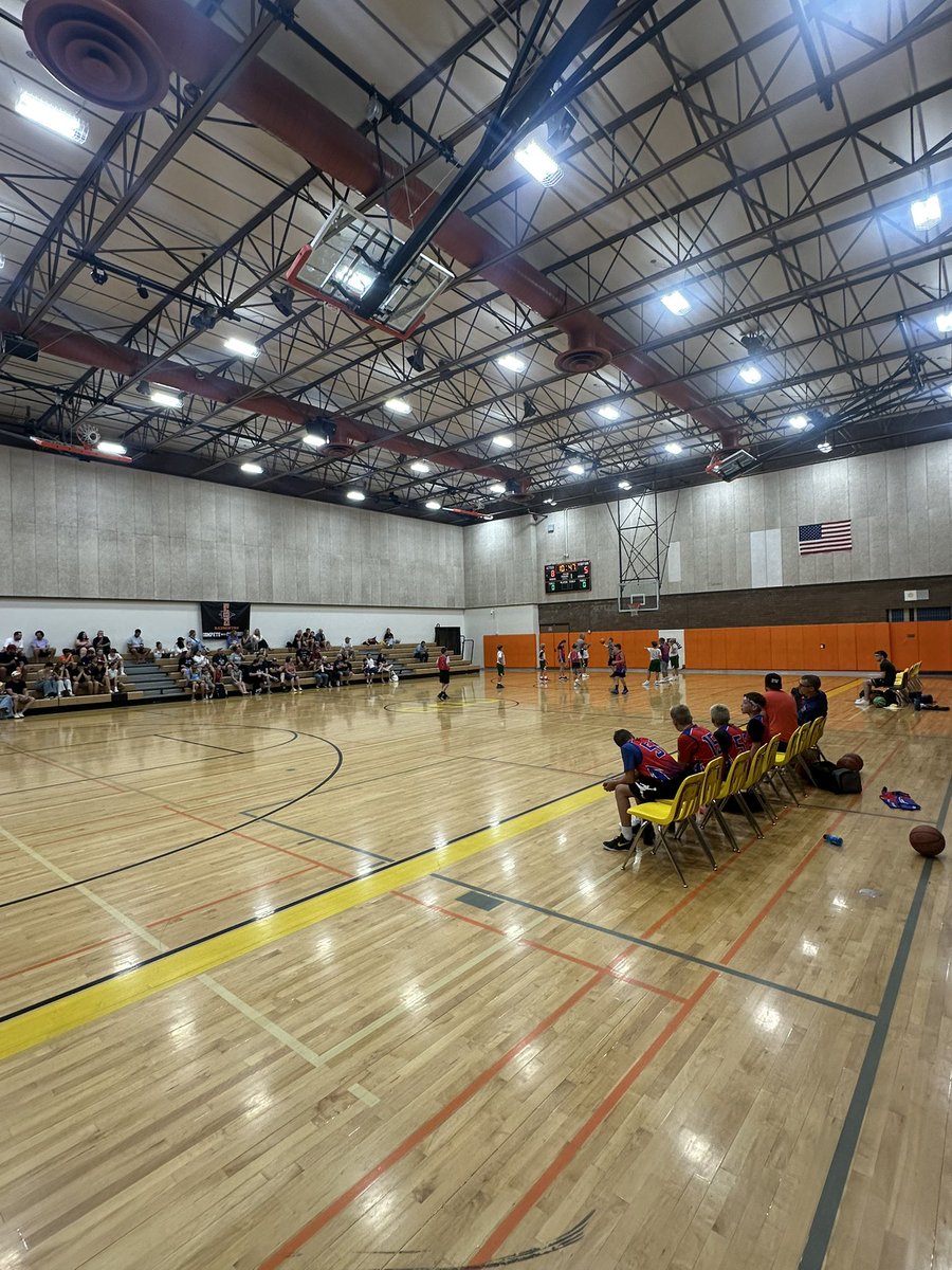 cdsboyshoops's tweet image. Great first day of Corona Del Sol hosting the @YDA_ABCA Saturday afternoon. We are very privileged to do so. We love the chance to assist in building the youth programs of the Corona community. @CdS_Aztecs