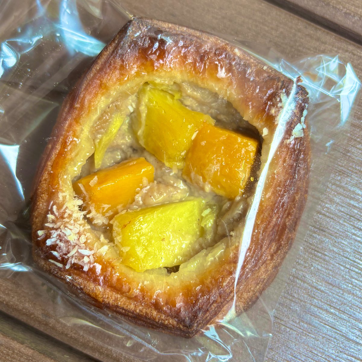 有楽町めんどいから全部池袋でして欲しい気持ちを払拭するデニッシュ！😋ポプショ行く度るぷちめっく充してる🍞✨翌朝も頑張って起きられる笑