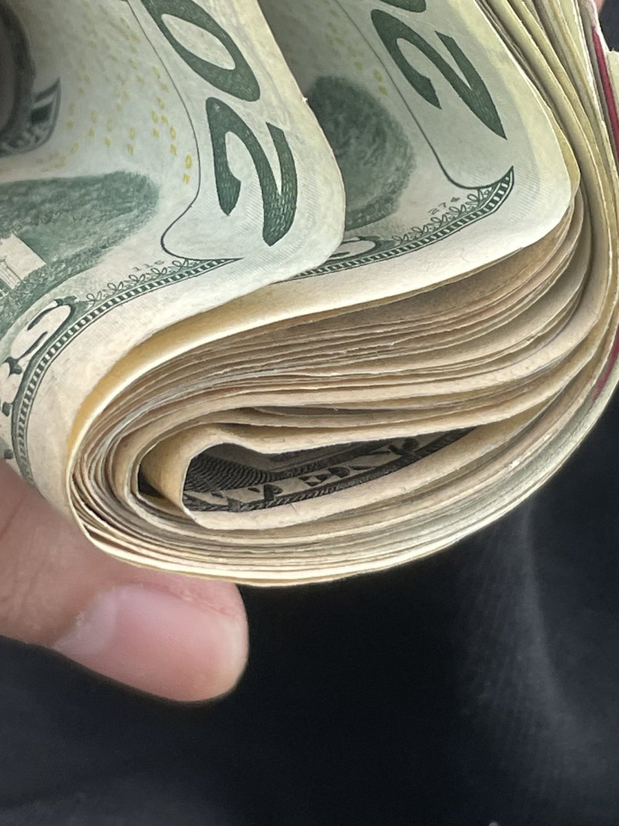 SippinActavis's tweet image. It’s a new day go get you a #bag if you ain’t make AT LEAST $500 today then you gotta #stayoutside