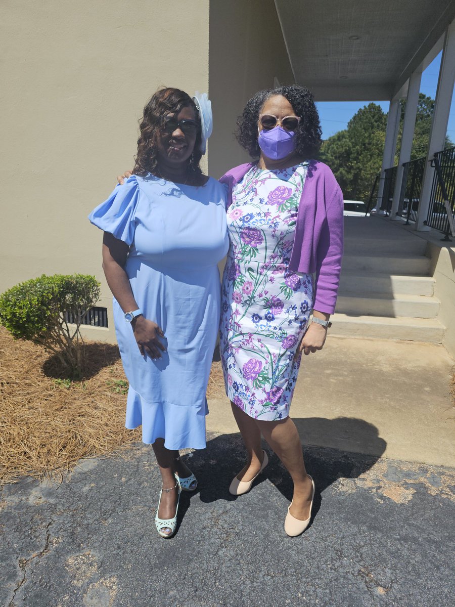 Auntie Deesa tweet media