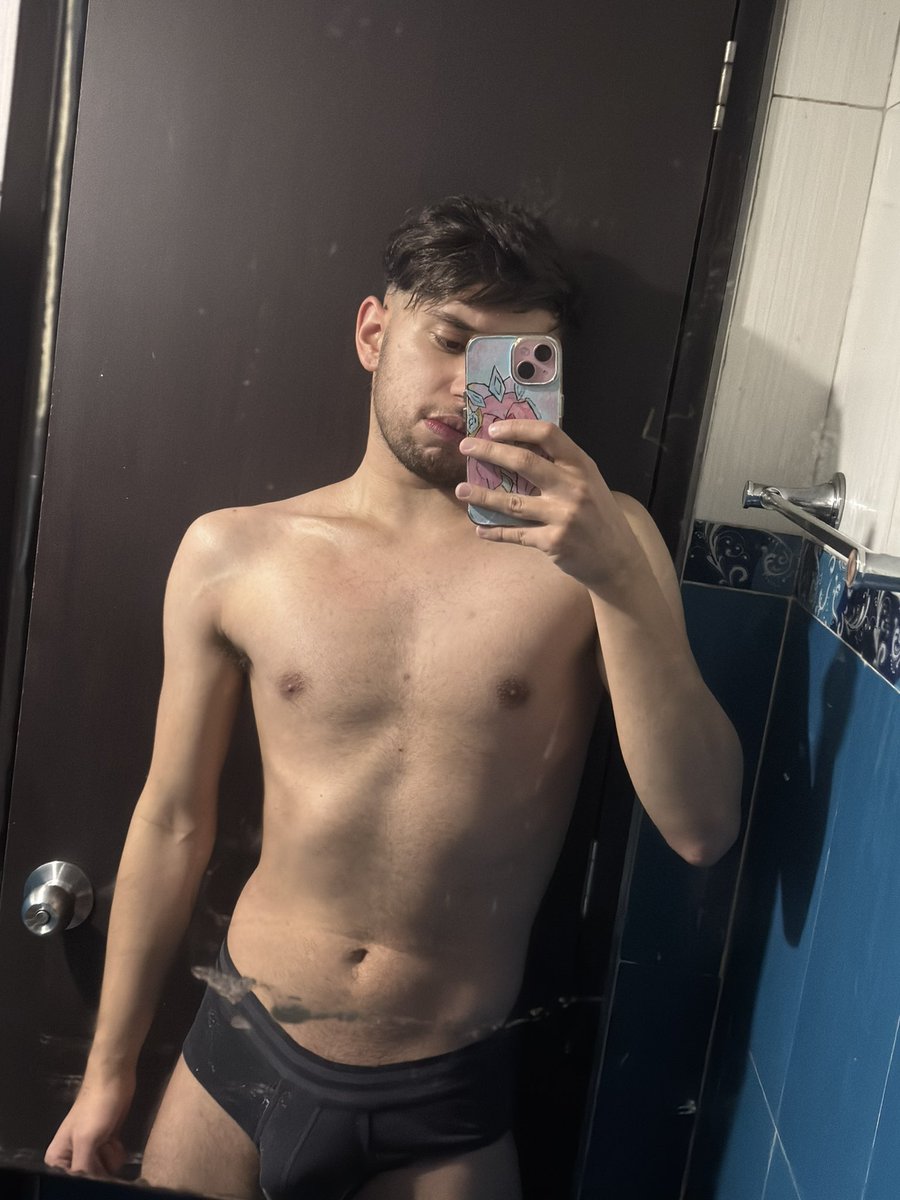 srcaceres__'s tweet image. Quiero pito :v