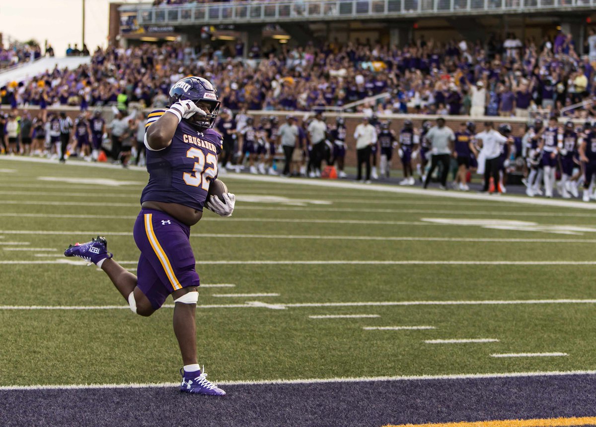 UMHB Football🏈 tweet media