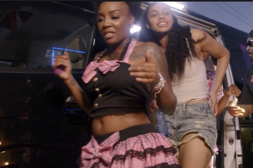 Why the hell is Dolly wearing this to a charity day. She needs to stop 😭😅 #BaddiesAfrica