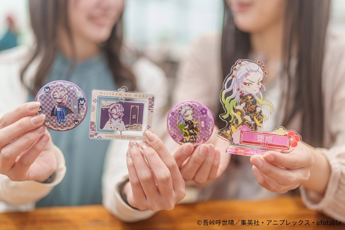 オリジナルコラボグッズがたくさん✨／ 本イベント ​限定商品には