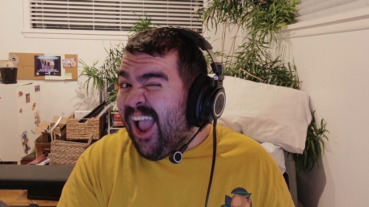 I'm streaming Deadlock (again) on Tw*tch atm. My apologies if I don't see you in the chat immediately! I kinda suck at seein the chat and I get locked in my game real hard sometimes. Either way, check it out! (link in the replies)