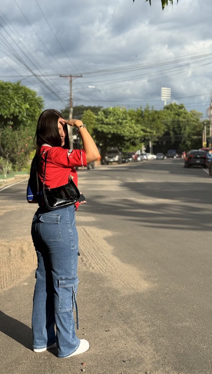 Daniela Calderón tweet media