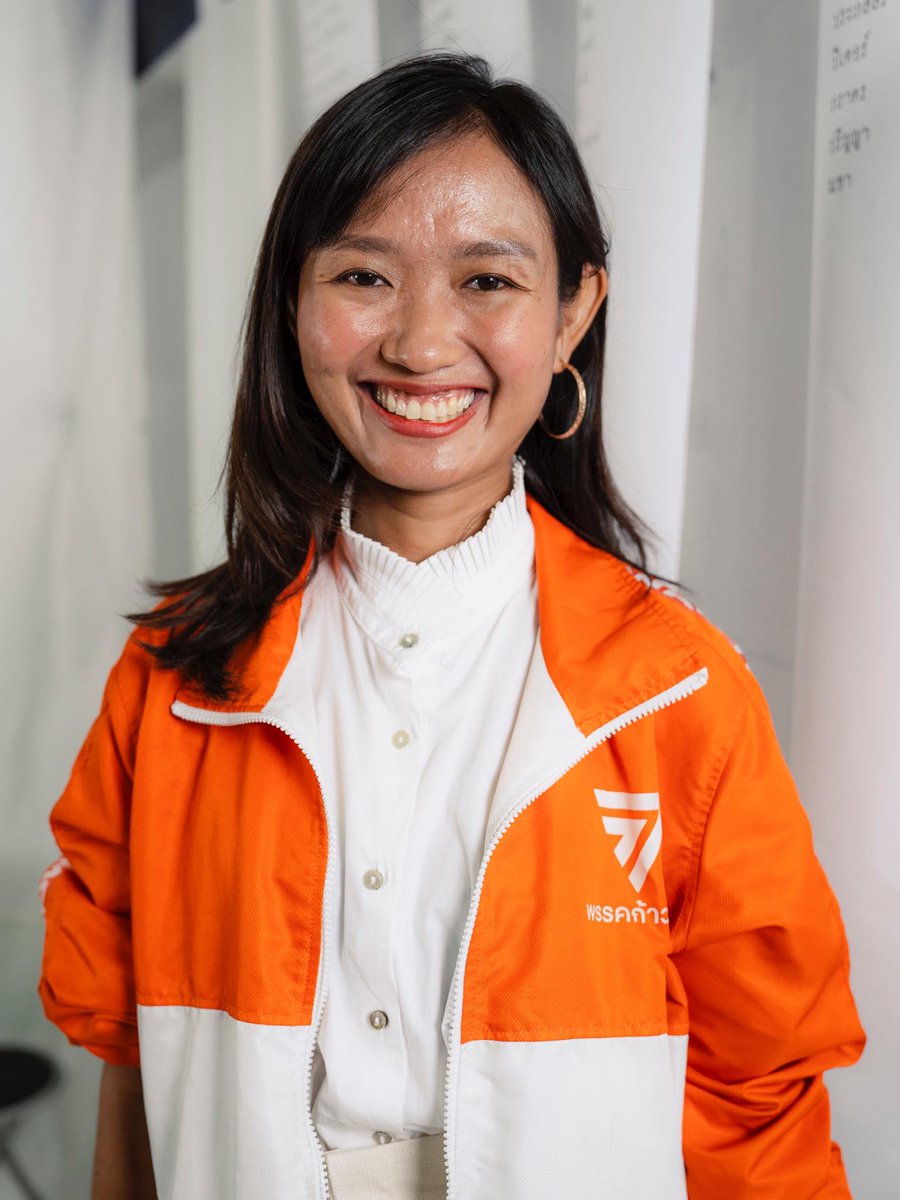 คดี 112  "ลูกเกด" ชลธิชา  แจ้งเร็ว
ส.สพรรคประชาชน  จังหวัด ปทุมธานี
ศาลอาญารัชดา ศาลพิพากษาจำคุก 2 ปี 8 เดือน ไม่รอลงอาญา
อยู่ในระหว่างยื่นประกันตัว
ถ้าประกันตัวไม่ได้ก็หลุดจาก สส