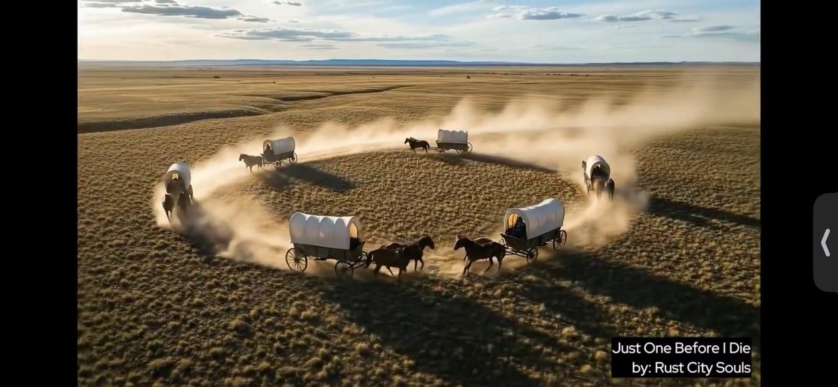 cheekycp's tweet photo. No one circles the wagons like the @BuffaloBills 

#gobills #billsmafia #circlethewagons #balvsbuf https://t.co/hsnKZj4emm