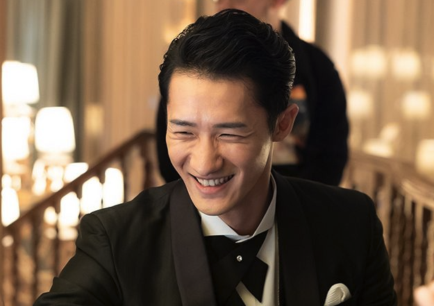 岩本照 ステフォ コンプリートセット  Man 約180枚 岩本照 公式写真 223枚セット Amazon.co.jp: Snow Man 滝沢歌舞