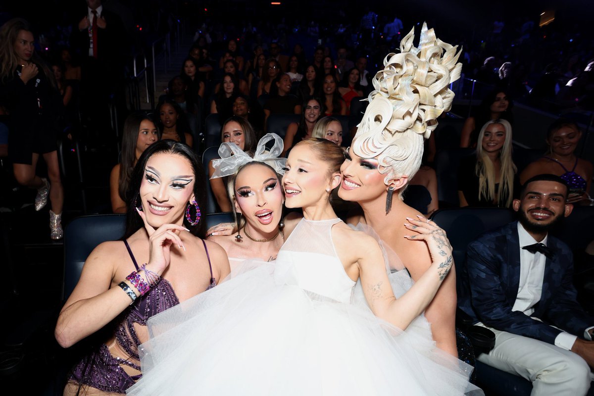 LEXI LOVE UPDATES 🤍 tweet media