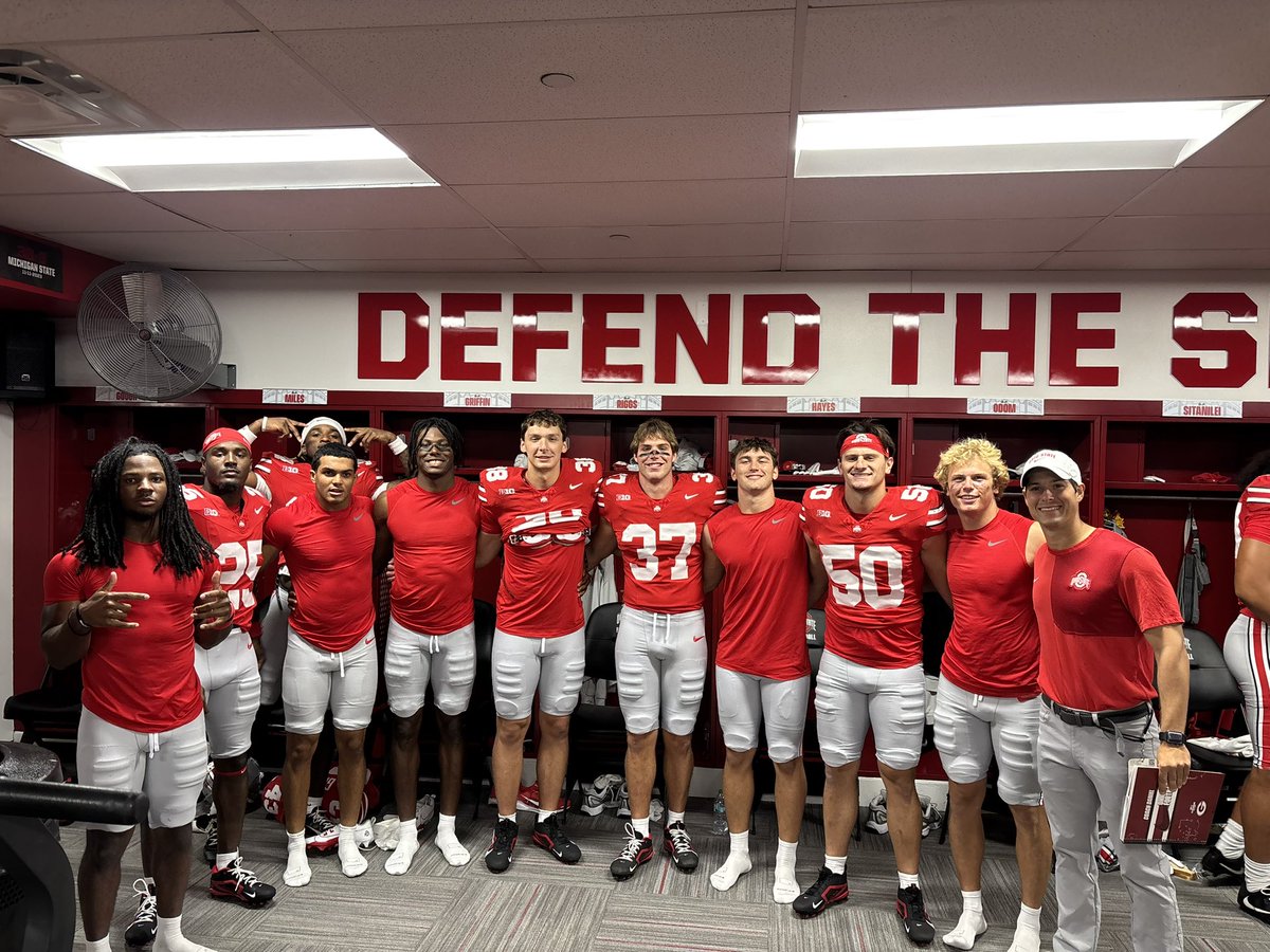 My guys! Our scout teams bust their tails every single day. Really cool we were able to reward some of them with playing time Saturday. This kickoff unit is full of legends in my book! #Buckeyes