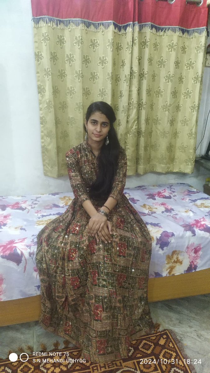 SNMEHANDIUDHYOG's tweet photo. Today my daughter birthday. I hope you will be give her bless for long life and bright future. #HBDmysweetdaughter❤️ https://t.co/vOAoiCjQKf