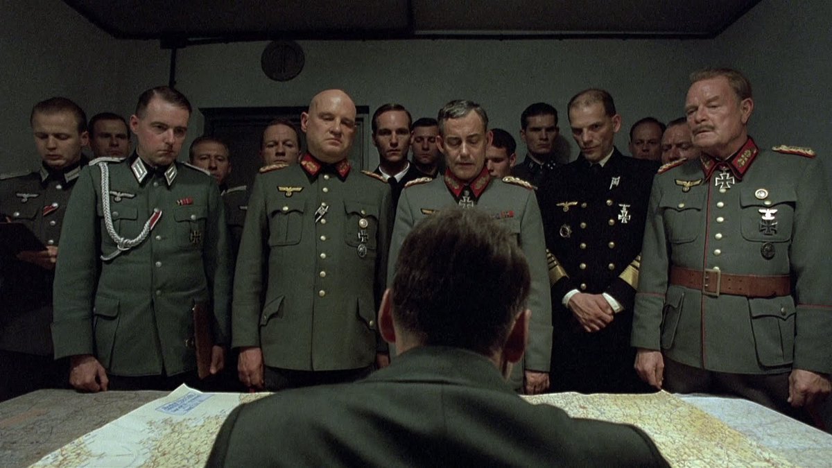 LaEstamosViendo's tweet photo. El bunker de LLA en este momento https://t.co/liTyPT7fO8