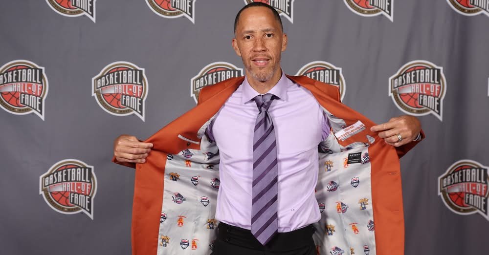 Former Kentucky star Tayshaun Prince is now in the Naismith Basketball Hall of Fame as a member of the Redeem Team

Congratulations, Tayshaun!

READ: on3.com/teams/kentucky…