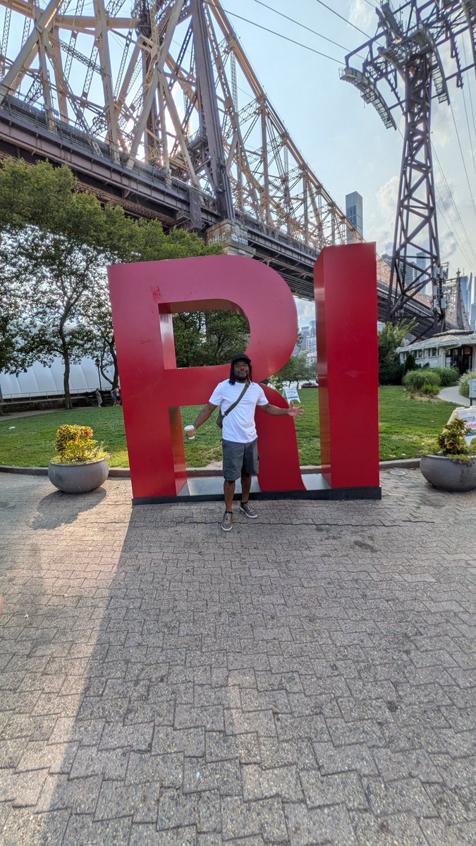 ATLBLACKLION's tweet photo. Glad I could take a flight to NYC for the fun, fellowship, sites, food, dispensary grand opening and the best sport #USOpen2025 https://t.co/MX2paE3BPG