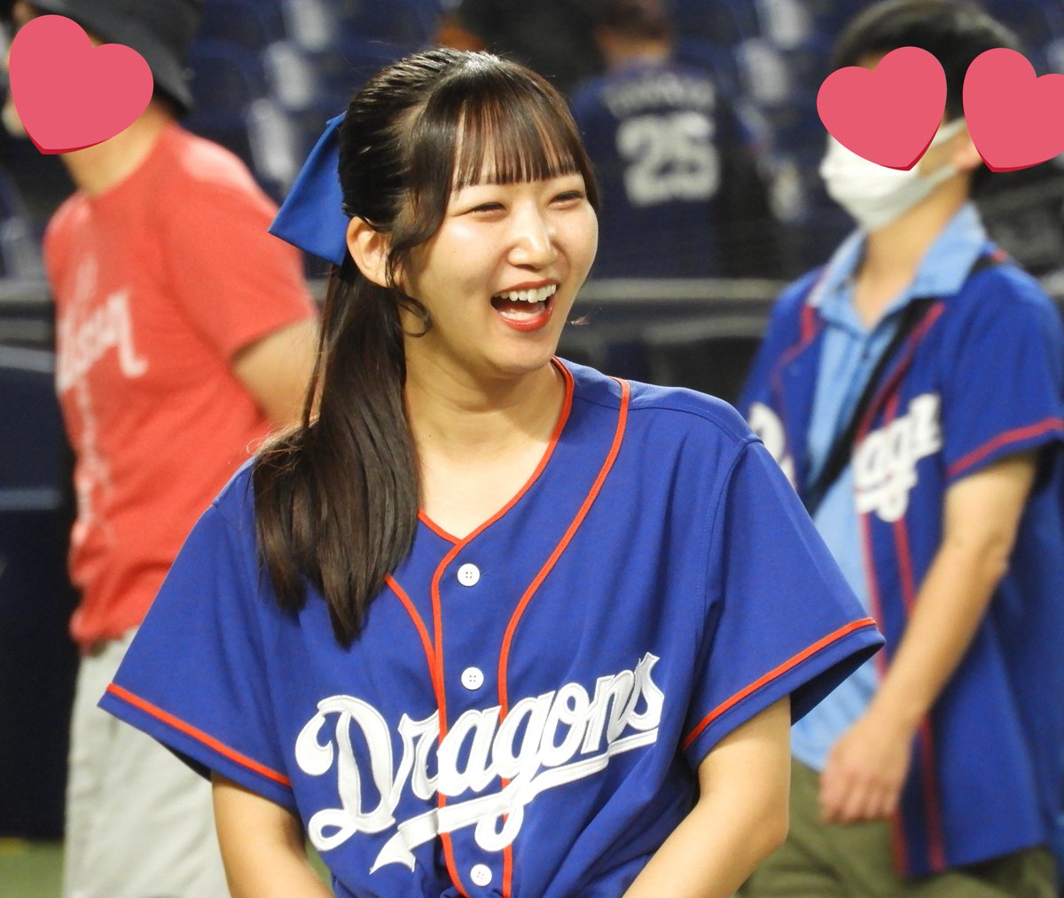 昨日のチアドラのMIRAIちゃん
盛り上げ上手で笑顔も笑顔も素敵でした💖
こんなのみたらオバチャンでもキュンキュンしますよ😍
イベント終わるときに娘と私がタオルを出してたので手も振ってくれて最高でした😭
うちわ作る～💙