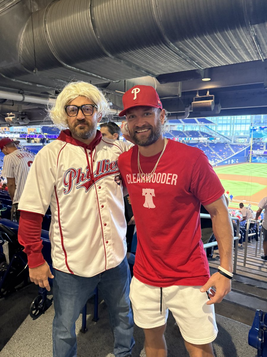 andismac's tweet photo. @BigFish3000 @ today’s game https://t.co/nCwbTaegyf