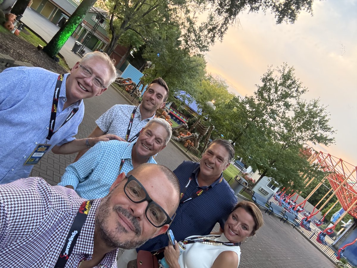 BaynumSolutions's tweet image. The 2025 Golden Ticket Awards were an incredible experience! @amusementtoday set the stage perfectly, from the welcoming venues to the lively social activities, and of course, the much-anticipated ceremony. #GoldenTicketAwards #GoldenTicket2025