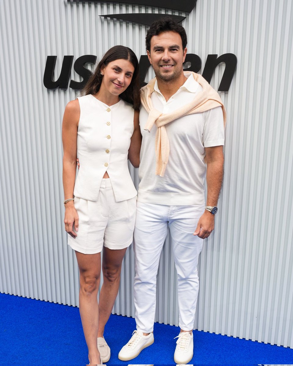 Formula1FRP's tweet photo. Checo in the Big Apple! ๐คฉ๐ฝ
Enjoying the US Open Menโs Final ๐พ
#F1RP #USOpenRP https://t.co/lVdkjvhN24