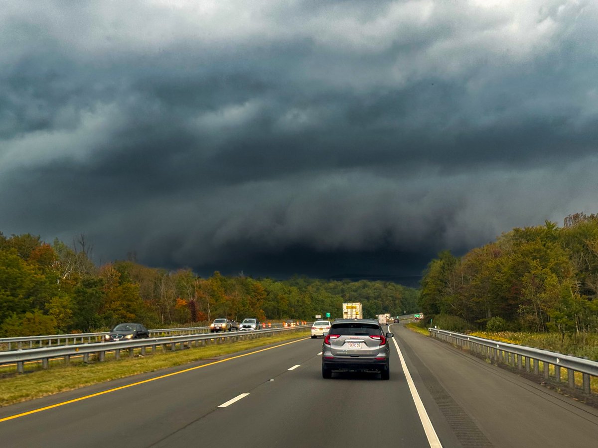 Paige Berdomas🌪 (@tornadopaigeyy) on Twitter photo Completely forgot that I took this picture yesterday of the tornado-warned storm near Otis, MA around 14:08. Completely forgot that I took this picture yesterday of the tornado-warned storm near Otis, MA around 14:08.