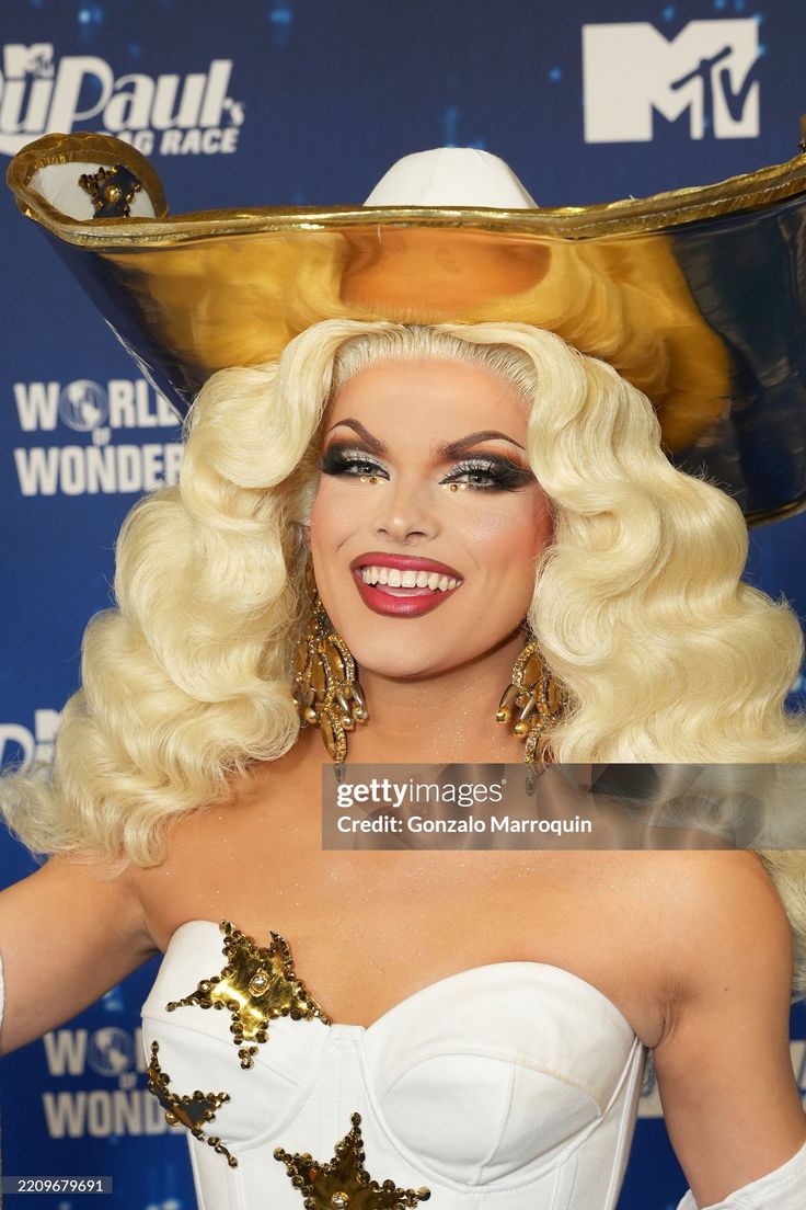 <a href="/K0LL1NS/">ST✮R</a> She'd get a life sentence