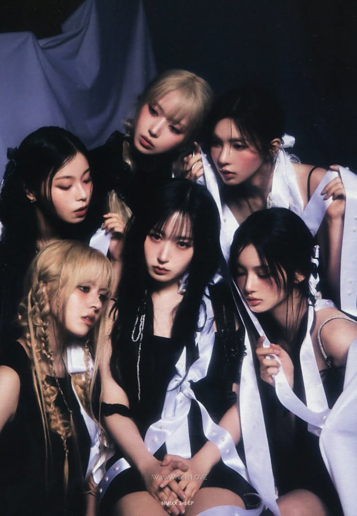 NMIXX will perform at the 2025 APEC (Asia-Pacific Economic