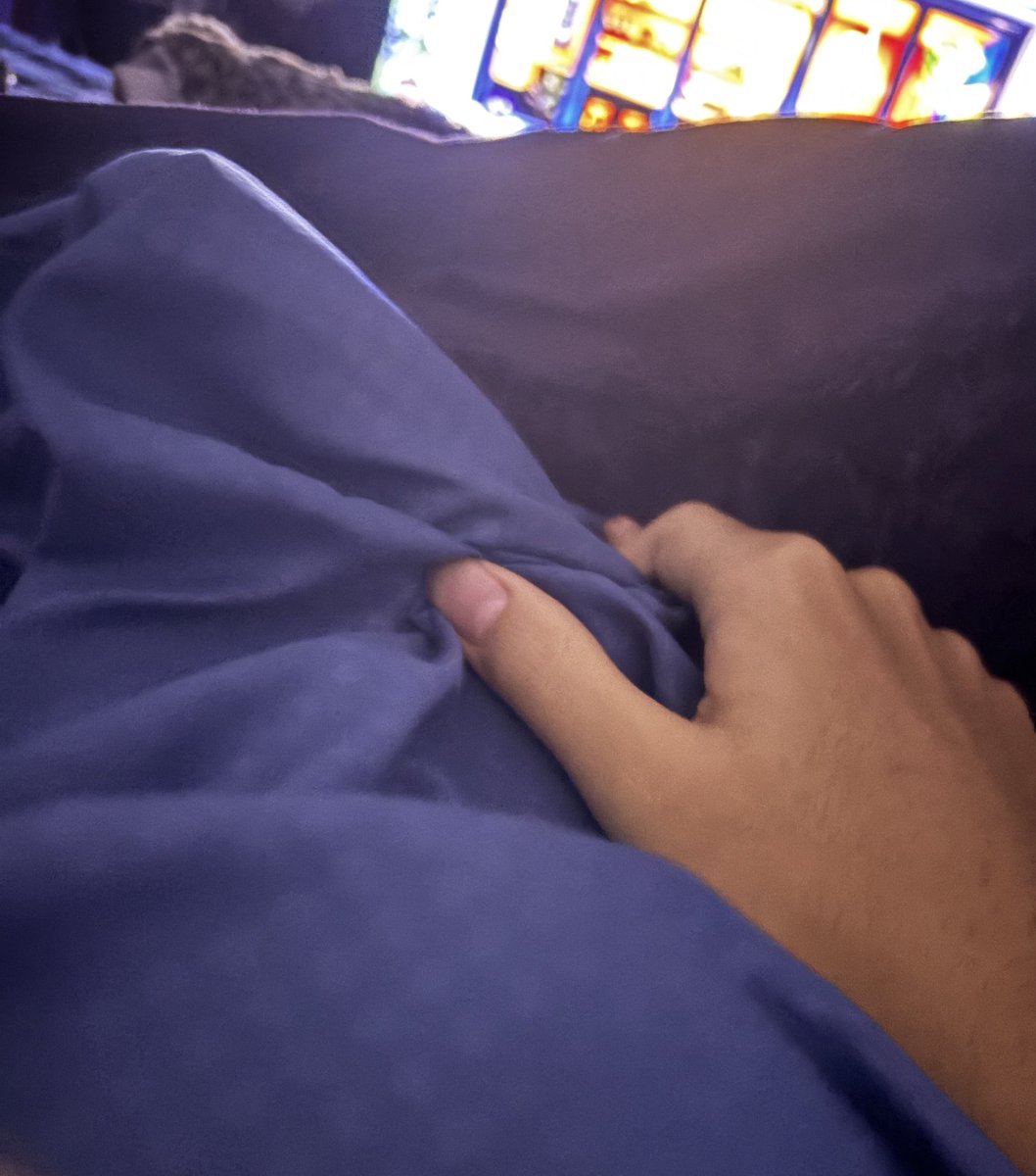 treetops9_'s tweet photo. Might delete later might keep up but morning wood is crazy https://t.co/Ndt1bSr5UX