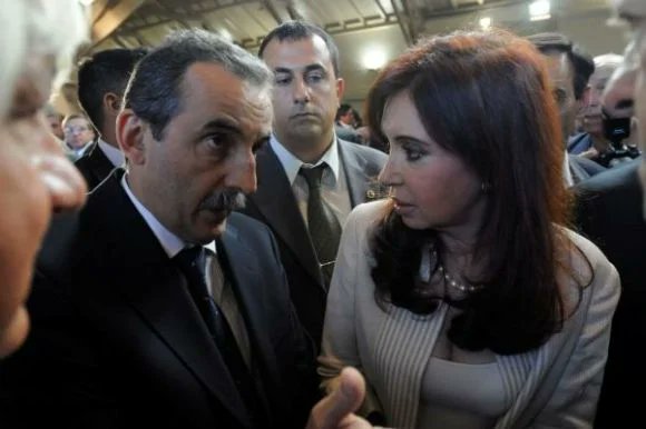 En 2019 anticipó lo de Alberto.
En 2023 anticipó lo de Milei.
Ahora anticipó el triunfo de Fuerza Patria.
No hay que ser mago ni vidente, simplemente hay que ser parte del pueblo y pensar como él. Simplemente hay que ser y pensar como peronista.