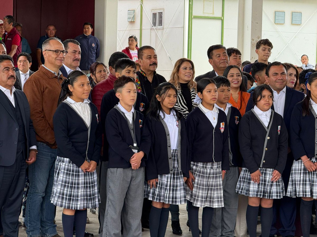 ultranoticiasfm's tweet image. 📚 SMSEM reafirma su fuerza en el inicio del ciclo escolar 2025-2026

El @SMSEMmx destacó su representatividad con la participación de su Secretario General en los actos oficiales de la primera semana del nuevo periodo lectivo.

#SMSEM #Educación