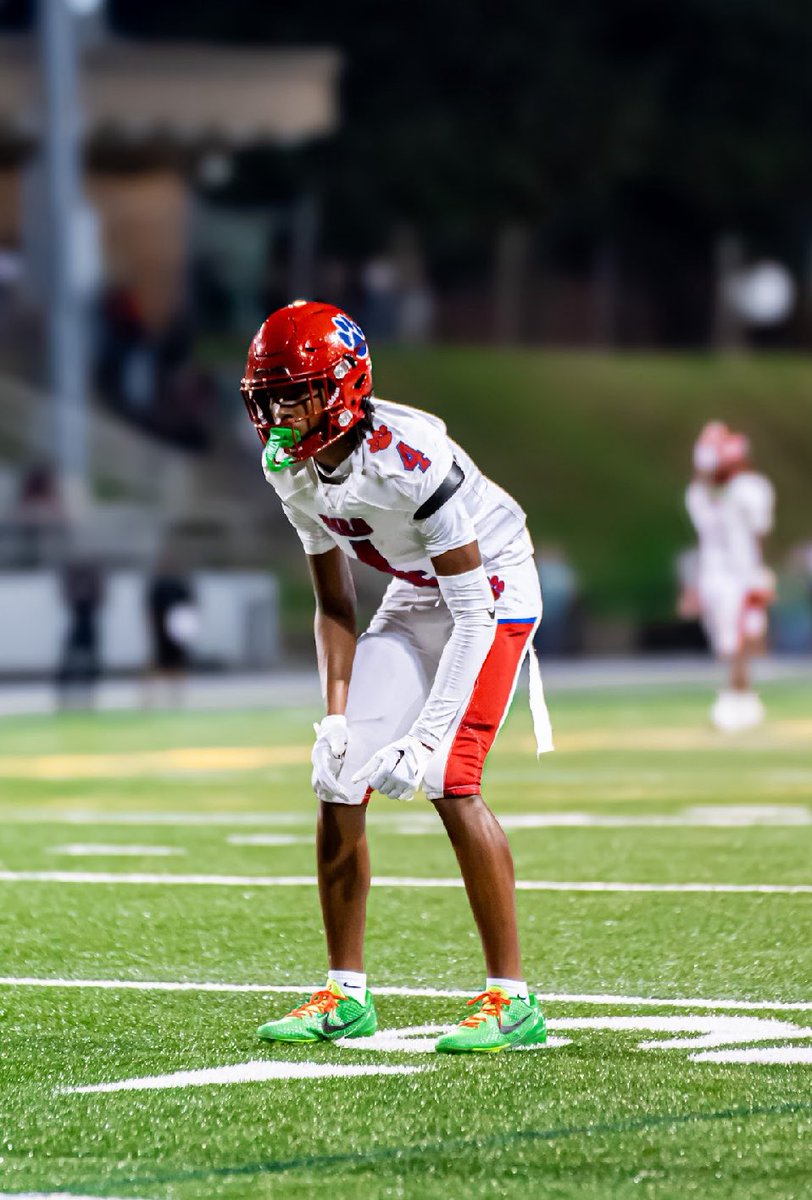 1-0
<a href="/Coach_P_Herm_U/">Timothy Jean-Pierre 🇭🇹</a>