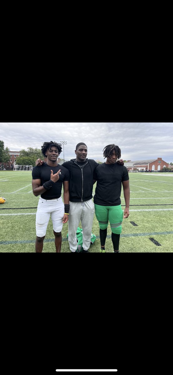 Two of our former guys <a href="/FloweJaylen/">Jaylen Flowe</a> and <a href="/makemefamousnot/">Terrell Murray</a> getting after it this weekend along with 2026 LB/DE <a href="/XavierFlowe44/">Xavier Flowe</a> there to support former teammates!