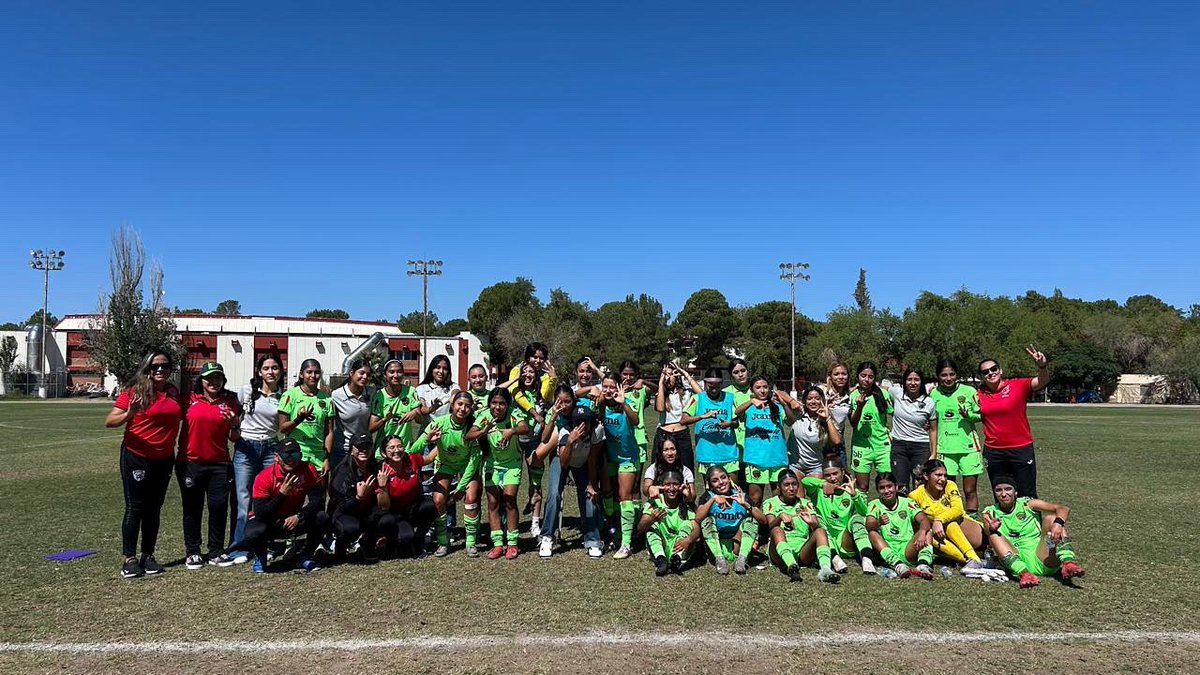 Son increíbles 🫰🏻 ! . Sigamos creciendo juntas 🐎💚👊. Fc Juárez femenil sub 19 .