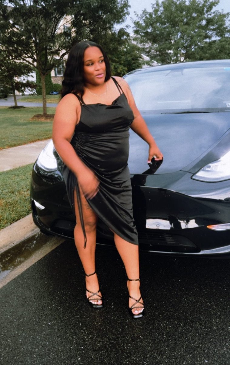 Rahdy_'s tweet image. 🖤🥂