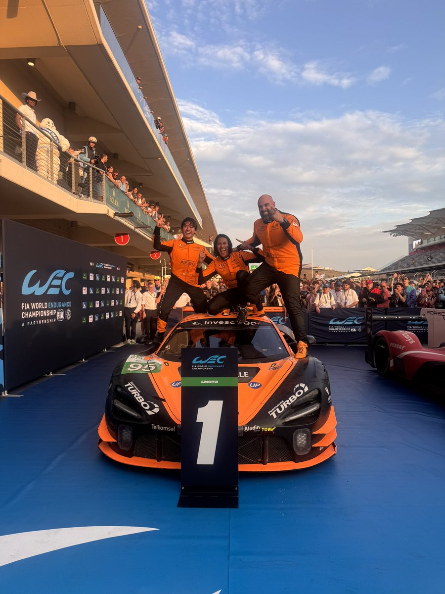 TEAM … WE’VE JUST WON IT!! 🤩🤩🤩 #McLarenUnited #WEC #LoneStarLeMans
