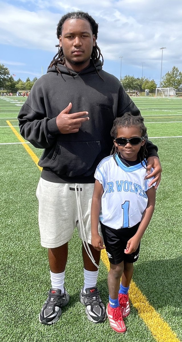 SageTooShifty's tweet photo. Was able to check out my lil guys football games this weekend! VERY proud of Cade, @BrysonLeFlore, Dash, and Ki!! #CrashTour
@LeFloreHusker @CoachRyanHoden
@C1Fozzy https://t.co/0I9bsNWcWX
