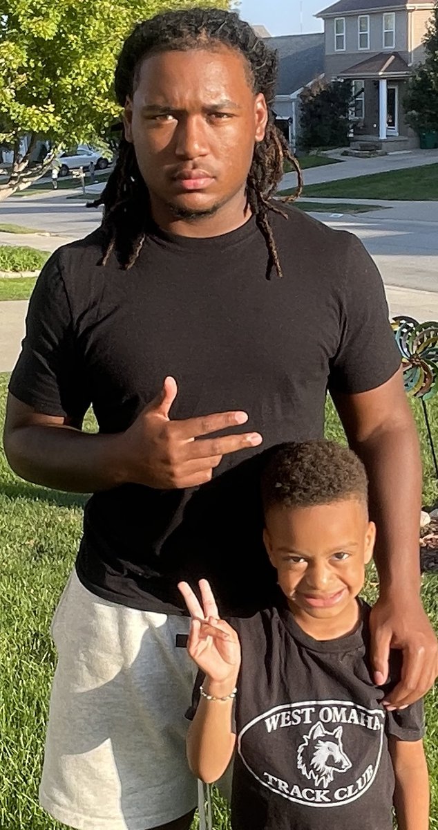 SageTooShifty's tweet photo. Was able to check out my lil guys football games this weekend! VERY proud of Cade, @BrysonLeFlore, Dash, and Ki!! #CrashTour
@LeFloreHusker @CoachRyanHoden
@C1Fozzy https://t.co/0I9bsNWcWX