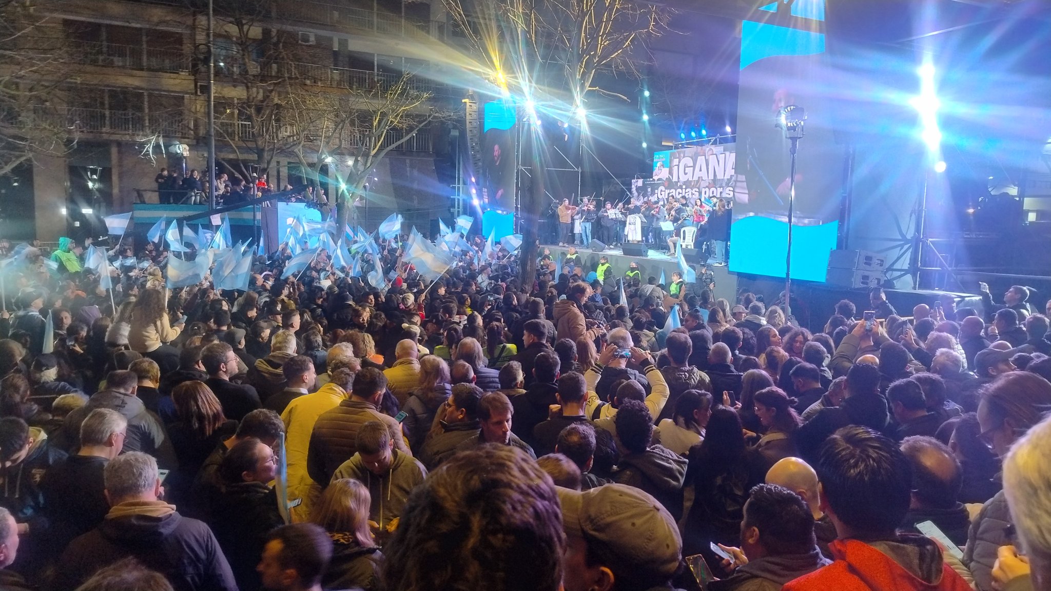 Todo el arco sindical festejó en el escenario de Fuerza Patria y se abre un nuevo camino tras los comicios bonaerenses