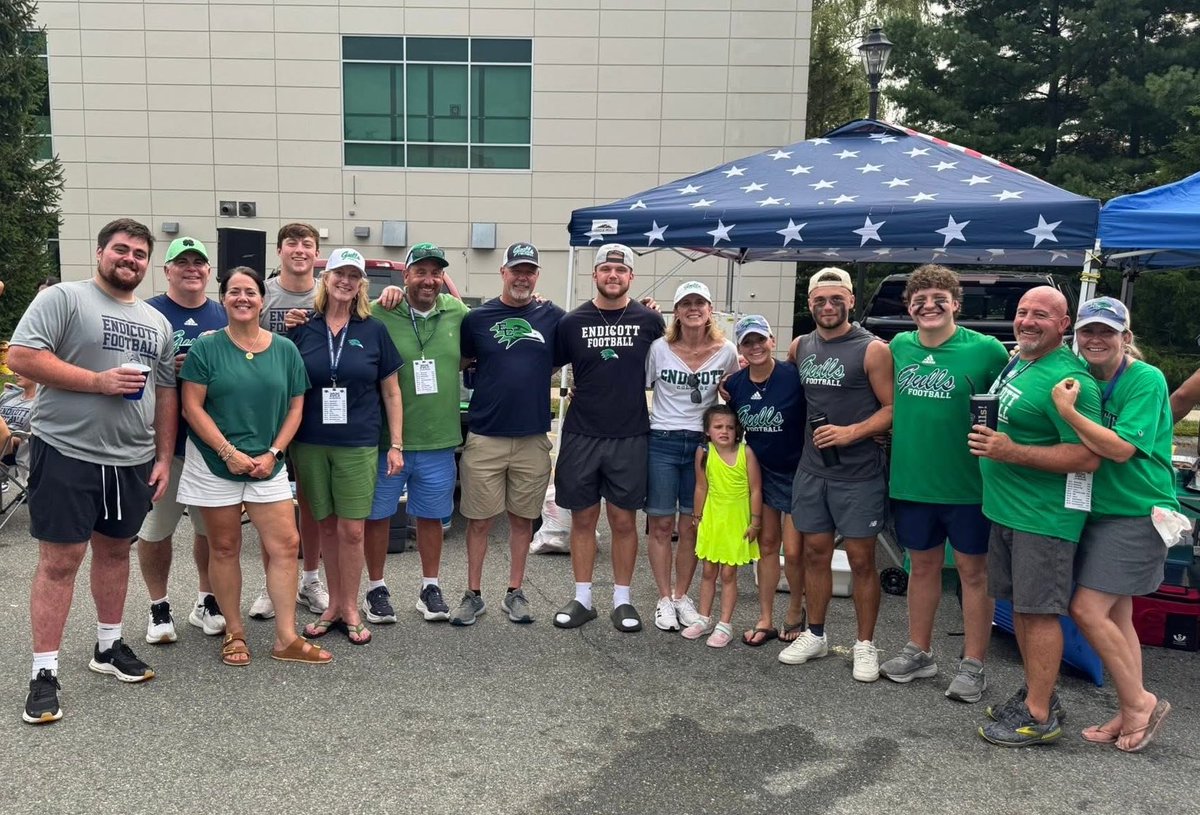 King Philip Football (@kpwarriors) on Twitter photo Love that our Warrior Alumni still play together - <a href="/UNH_Football/">New Hampshire Football</a> and <a href="/ECGulls/">Endicott Athletics</a> …both teams got wins this weekend. #KPnorth #Warriors Love that our Warrior Alumni still play together - <a href="/UNH_Football/">New Hampshire Football</a> and <a href="/ECGulls/">Endicott Athletics</a> …both teams got wins this weekend. #KPnorth #Warriors