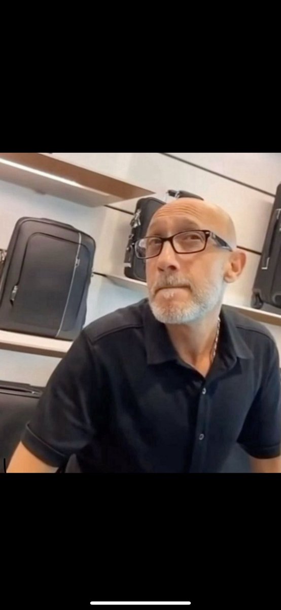 I really hoped to see you tonight mother <a href="/HalleBailey/">Halle</a> 🫩