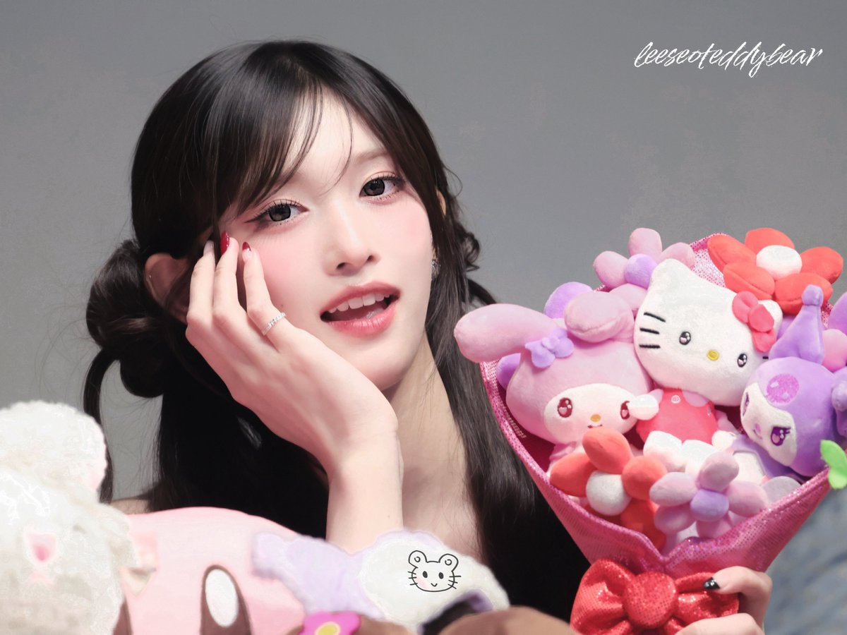 250907
Fansign
#아이브 #이서 #IVE #LEESEO #イソ