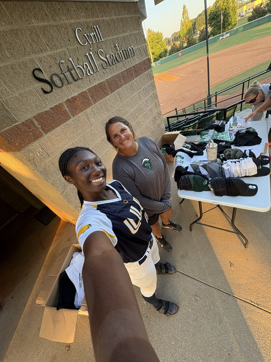 Taryn Jenkins (@tarynjenkins_8) on Twitter photo Thank you <a href="/UpstateSoftball/">USC Upstate Softball</a> for an amazing Advanced Skills camp today! Thank you for your words of encouragement and feedback and hope to hear from you guys soon! #LLG #lightitup #getstruck⚡️ #ILEAP Thank you <a href="/UpstateSoftball/">USC Upstate Softball</a> for an amazing Advanced Skills camp today! Thank you for your words of encouragement and feedback and hope to hear from you guys soon! #LLG #lightitup #getstruck⚡️ #ILEAP