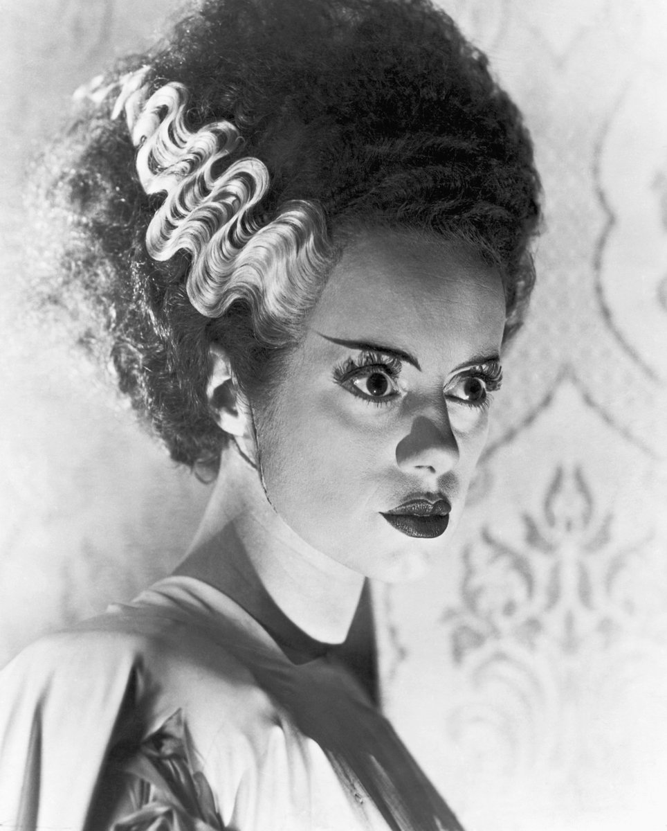 KeysSteven's tweet image. From that perfect marriage of Angle &amp;amp; Light are created those non-identical twins in terror, Ravishing and Revolting #brideoffrankenstein

#tcmparty #elsalanchester proto-#noir #noiralley #filmnoir