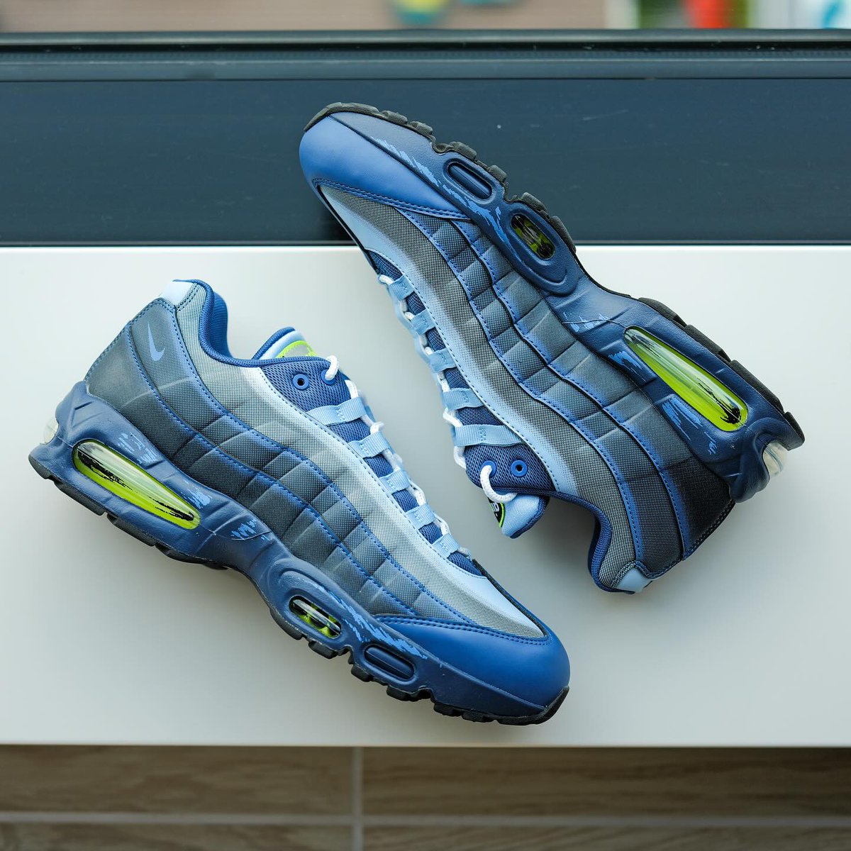 最終値下げナイキ エアマックス95 サイキックブルー 2025年 9/12 発売