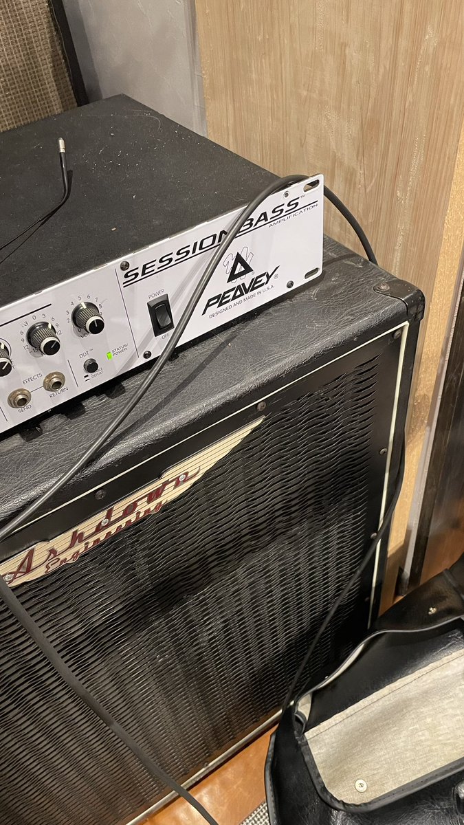 ishinoinu's tweet photo. unmoldの録音〜マスタリングまでmnt studioのあさださんに(@AASAADAA )、リリースはカルトカセット(@kulttikasetti)に全面的にお世話になり続けました。無理を聞いていただいて本当にありがとうございました。バンドは続きます。よろしく。 https://t.co/LKToed0Pc8