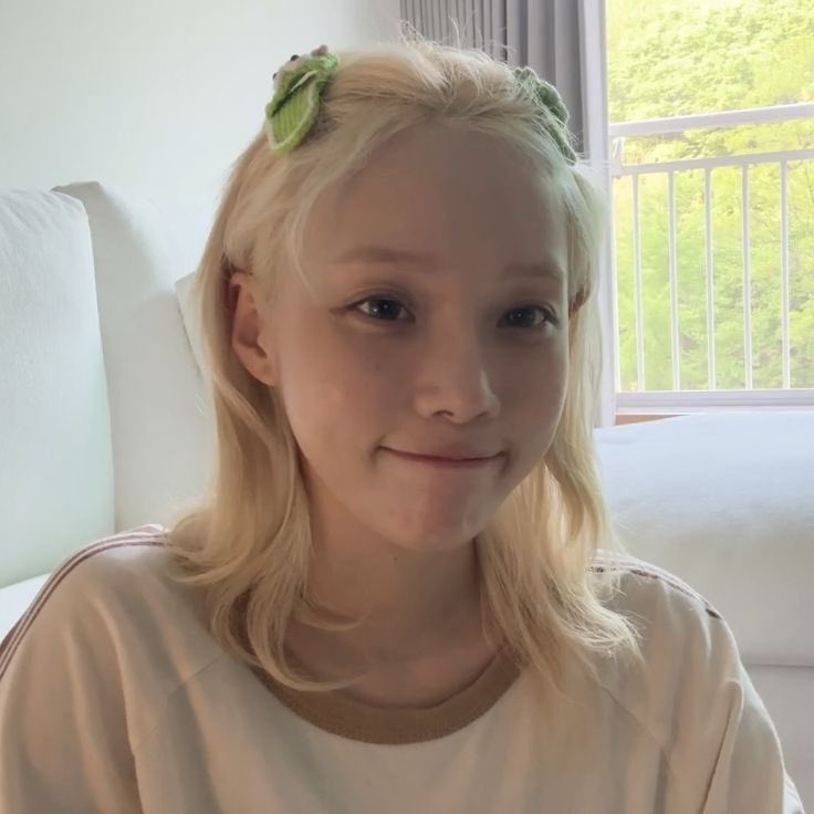 wntercming's tweet photo. •⁠ ‿ ⁠• https://t.co/kyBMwq2yOc