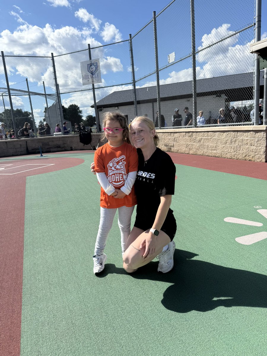 Lourdes Softball tweet media