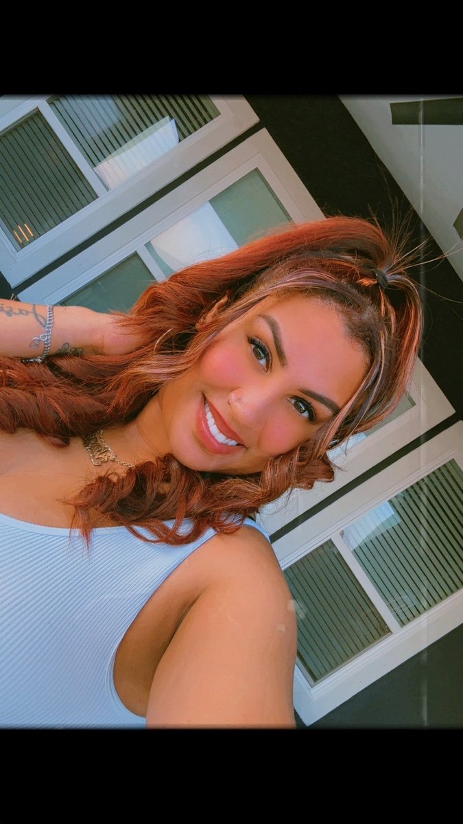 alexusrunnels_'s tweet photo. MUAHHH 💋🖤 https://t.co/upcudctXhY
