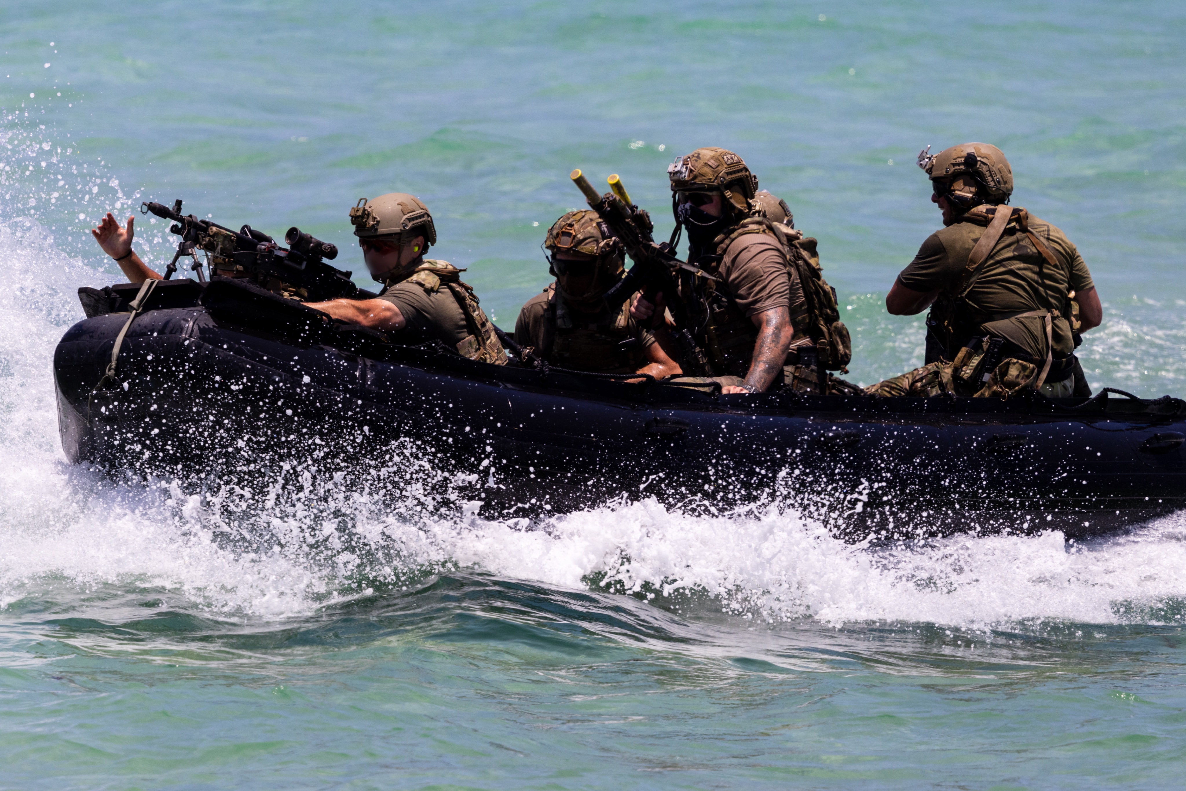 美品UNITED SPORTS US Armyアメリカ陸軍特殊部隊 コーチJKT 楽天市場】US NAVY SEALS COACH JKT/ストリート ブランド 特殊